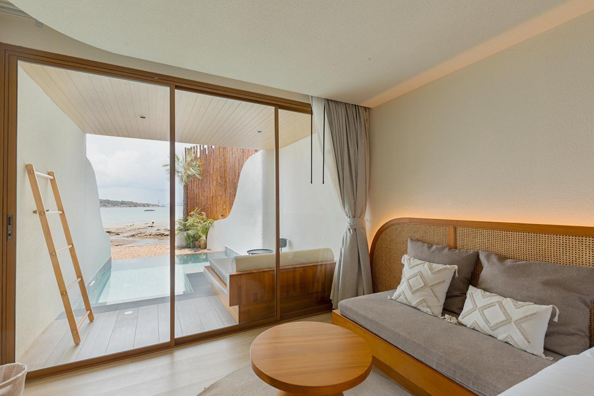 Tasana Bar And Luxury Resort Ko Lan Exterior photo